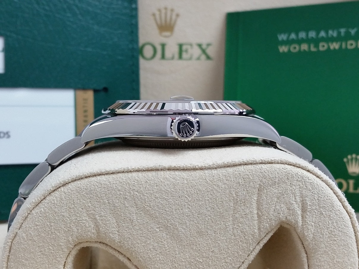 Rolex Datejust 41 II 126334 Jubilee 18k White gold Bezel Blue diamond dial