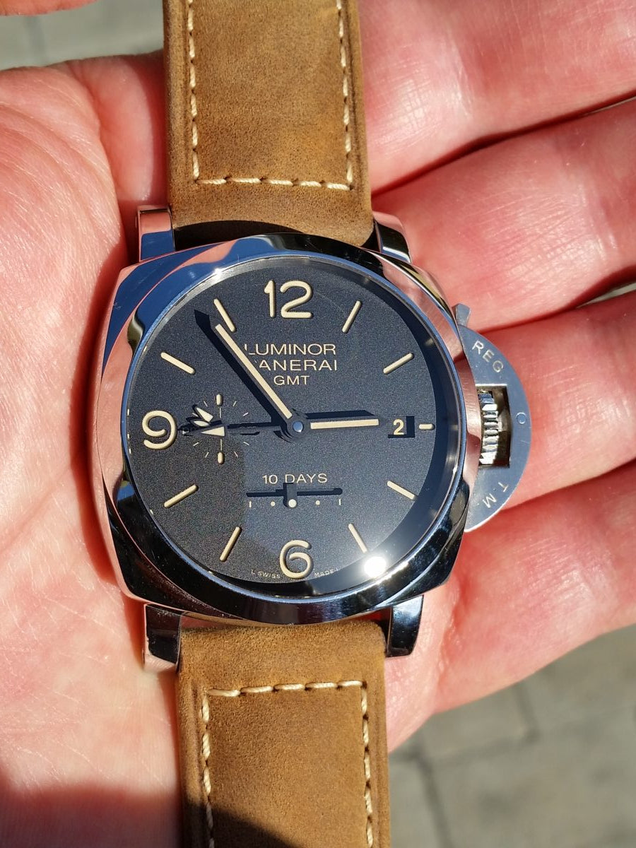 Panerai Luminor 533 GMT 10 days