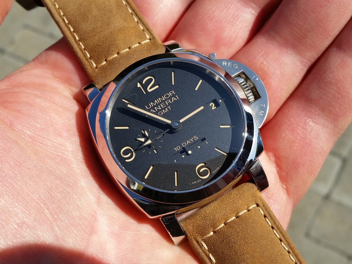 Panerai Luminor 533 GMT 10 days