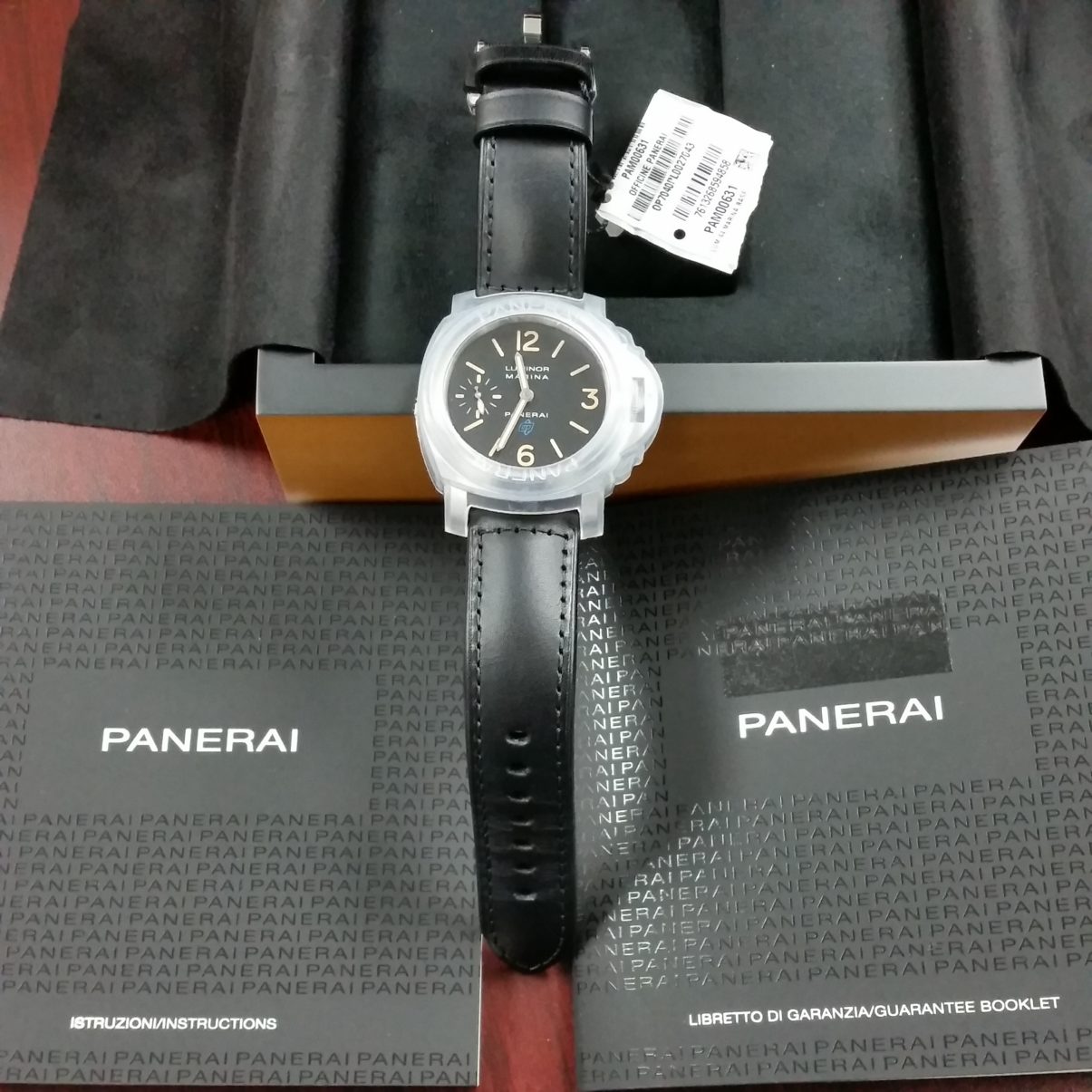 Panerai luminor marina 631 mechanical hand wound blue logo
