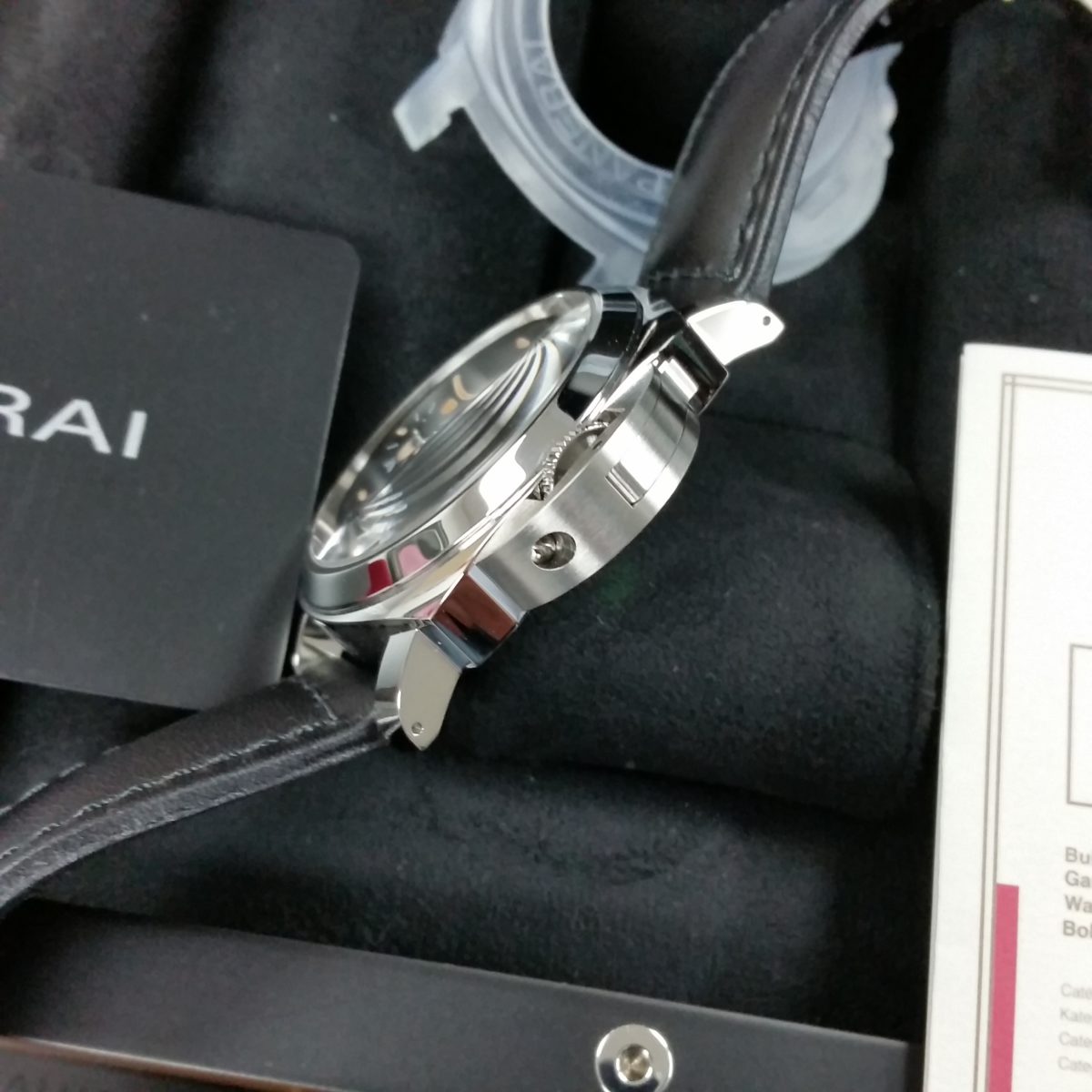 Panerai luminor marina 631 mechanical hand wound blue logo