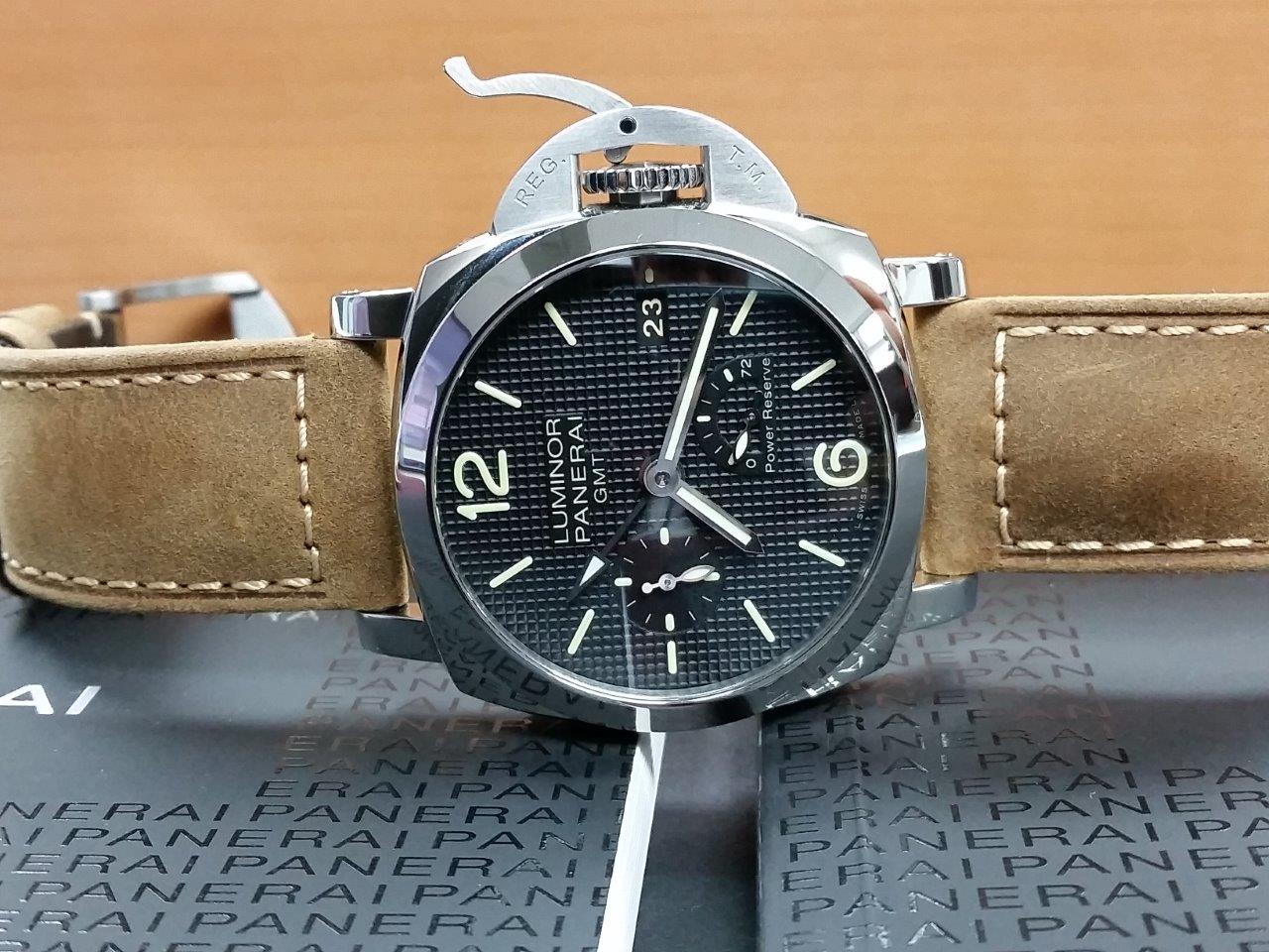 Panerai Luminor PAM 537 GMT 3 Days Power Reserve Automatic HOBNAIL DIAL 1950