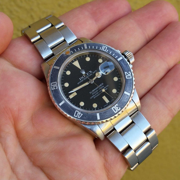 Pre owned Vintage Sports Rolex Submariner 16800 Luxtime Center