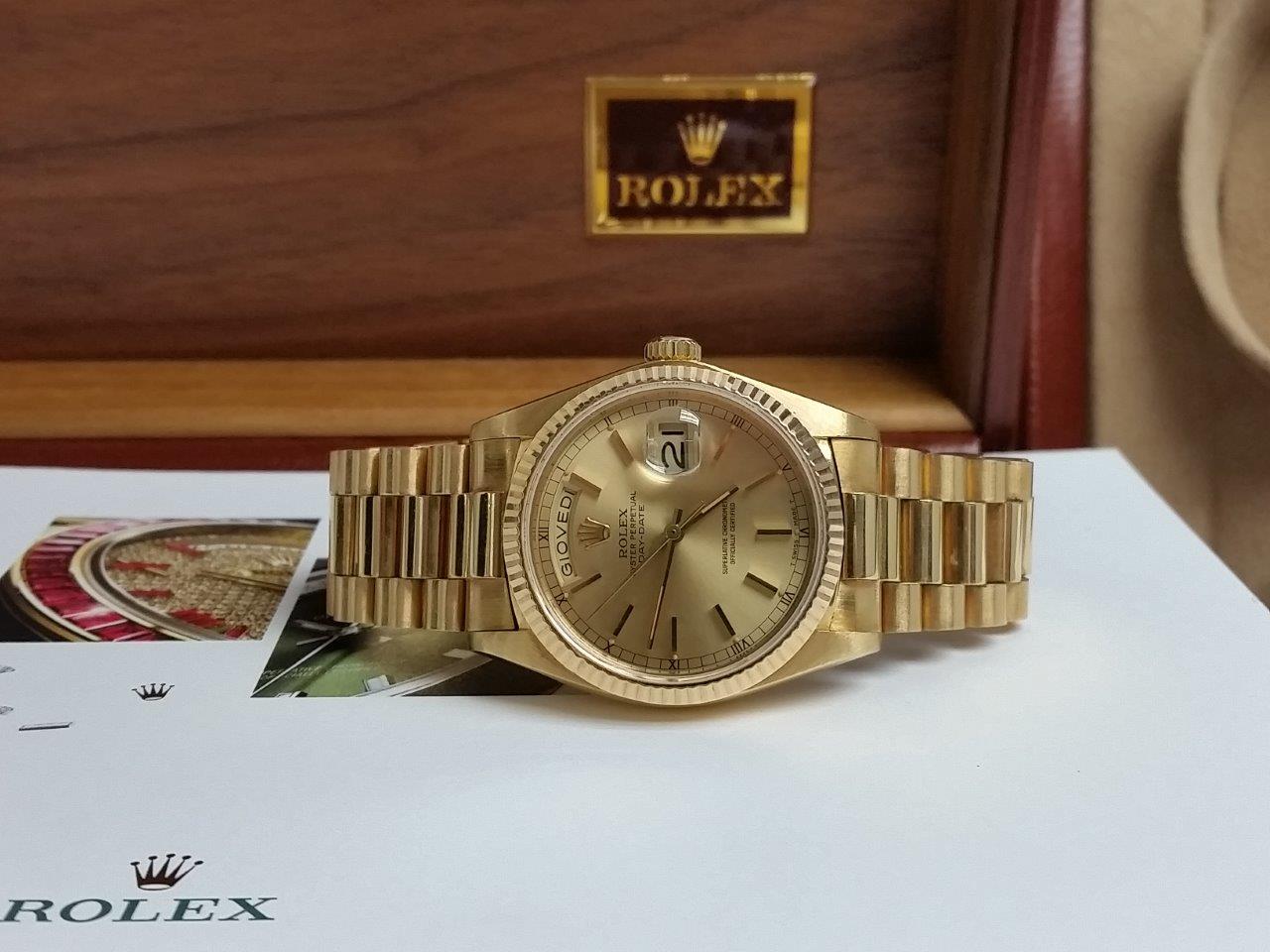 Rolex President Day-Date 18k Gold Vintage 1970s Single Quick-Set Original Mint 18038