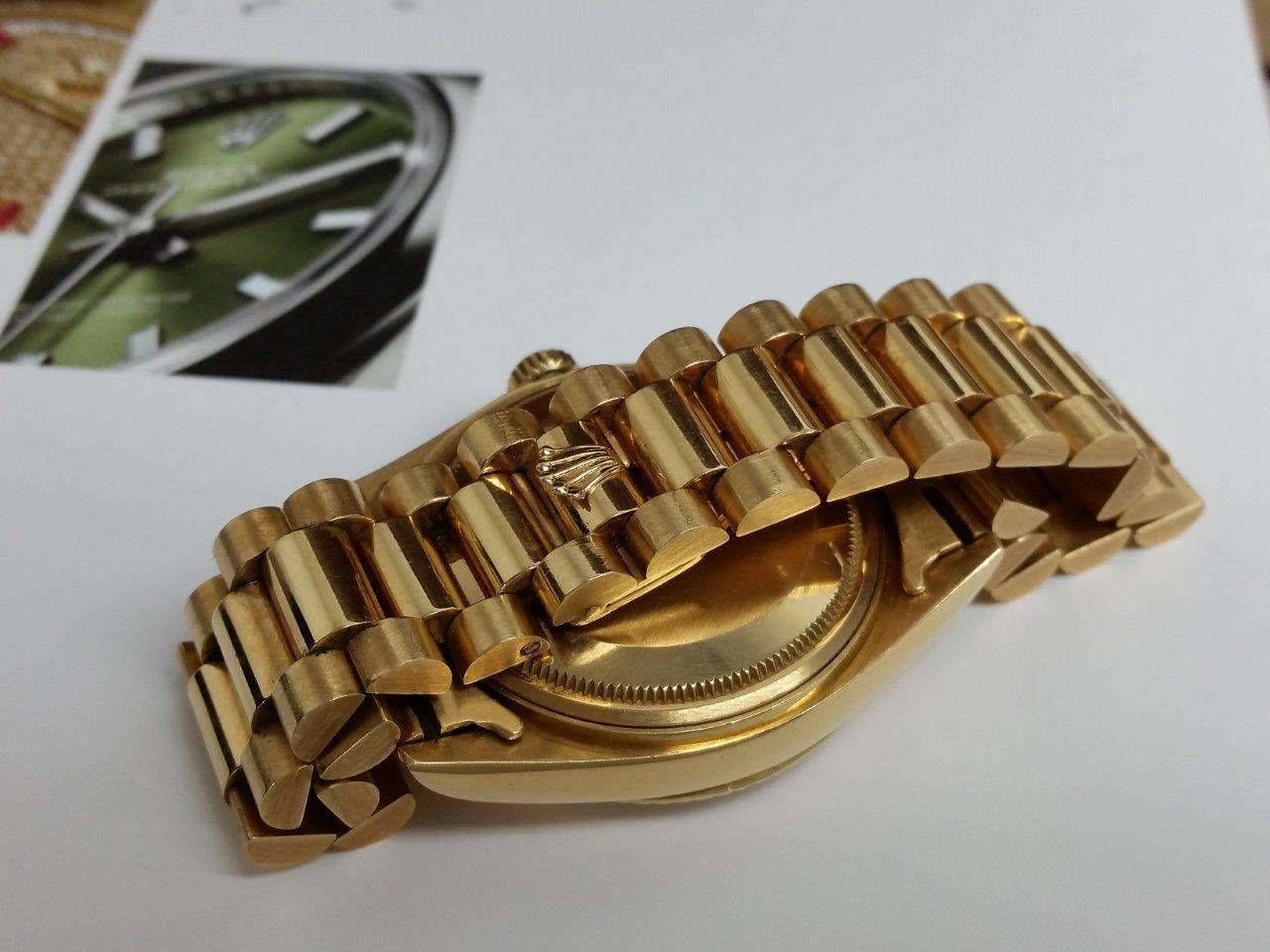 Rolex President Day-Date 18k Gold Vintage 1970s Single Quick-Set Original Mint 18038