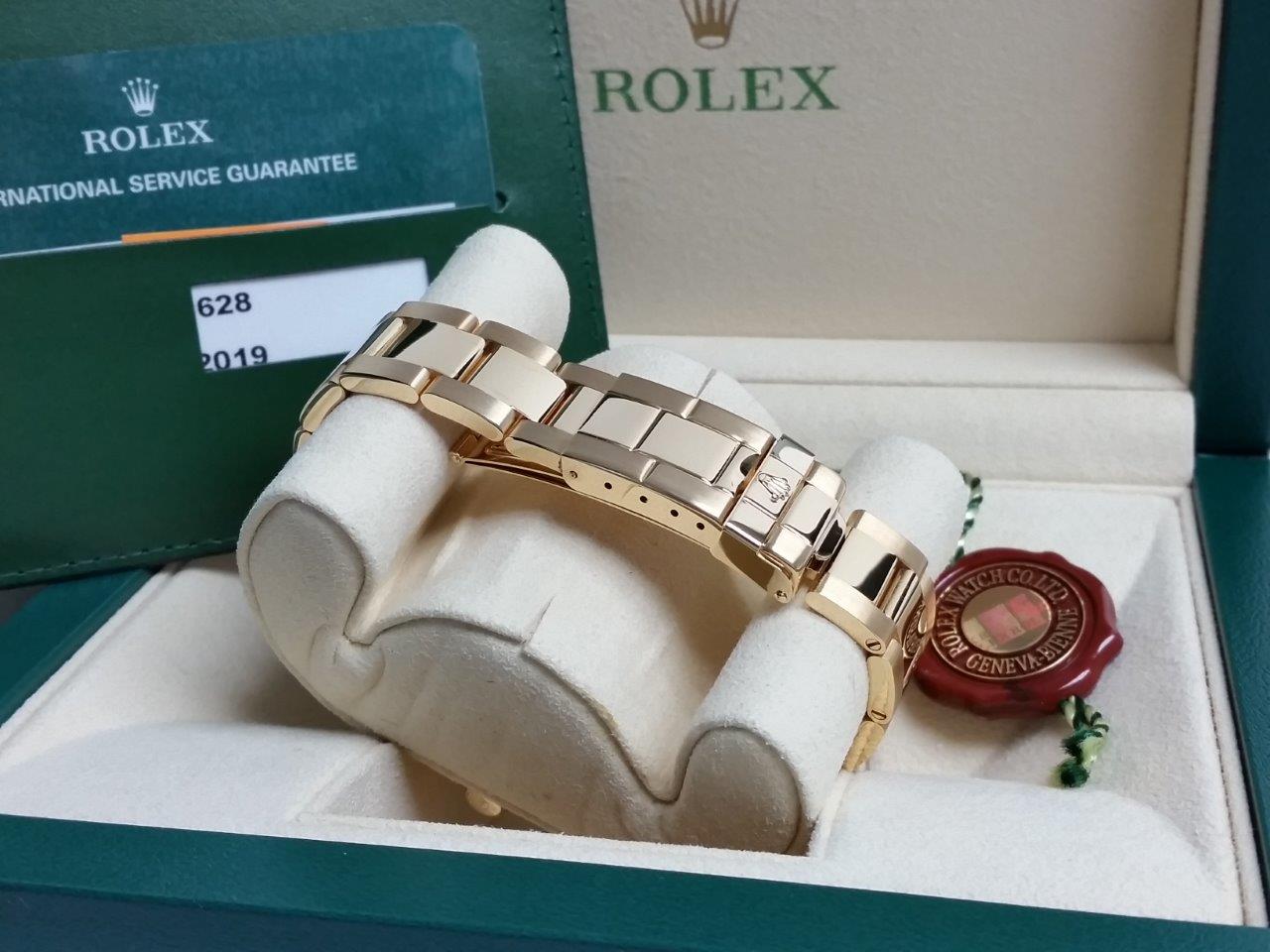 Rolex Yacht-Master Solid 18k Gold Blue Dial Engraved Bezel V-Serial 2019 RSC