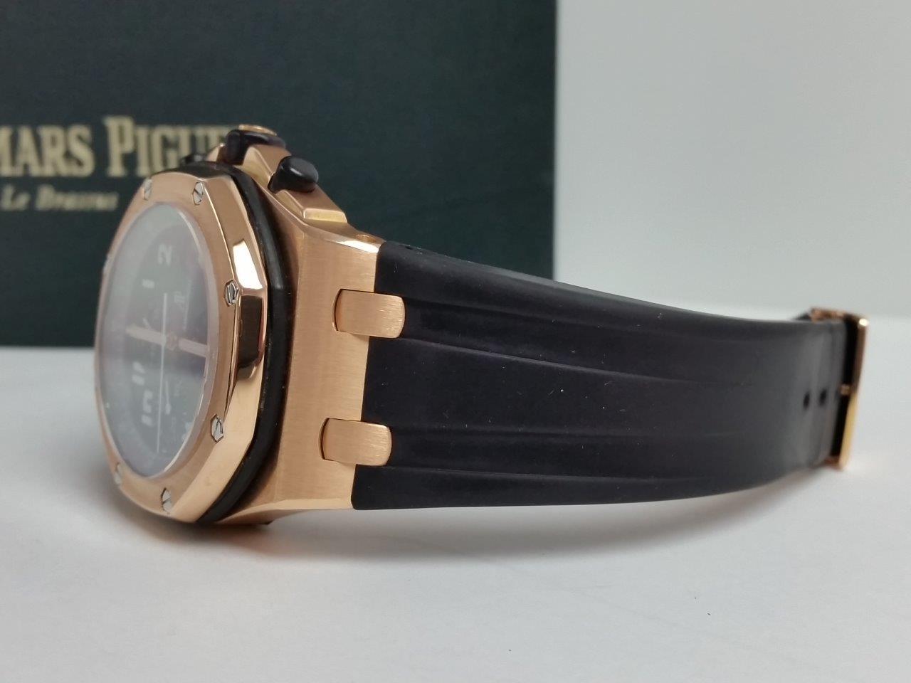 Audemars Piguet Royal Oak Offshore Selfwinding 18K Rose Gold Bezel Rubber Clad