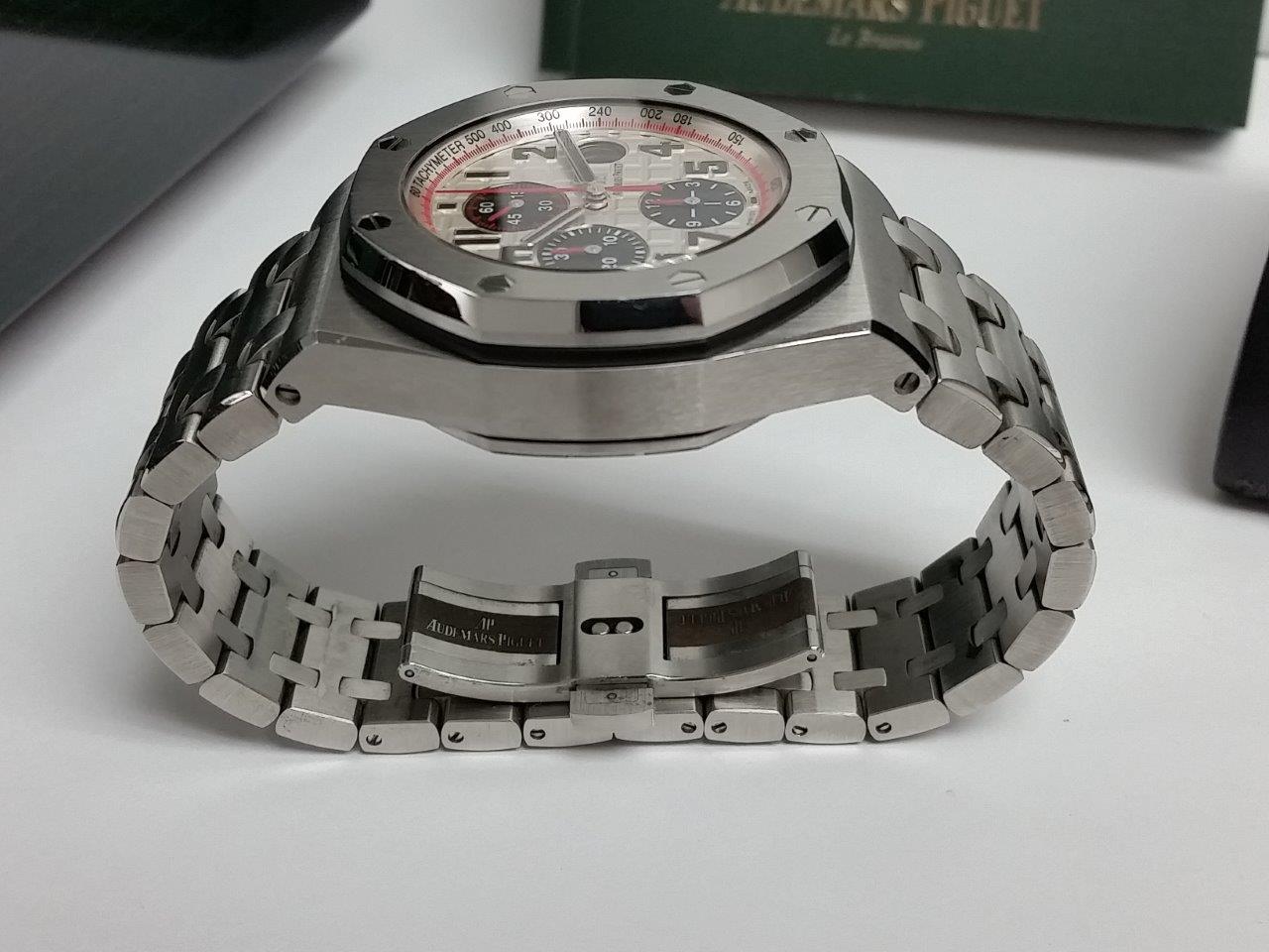 Audemars Piguet Royal Oak Offshore PANDA Chronograph w/Bracelet 26170ST.OO.1000ST.01 Box Papers