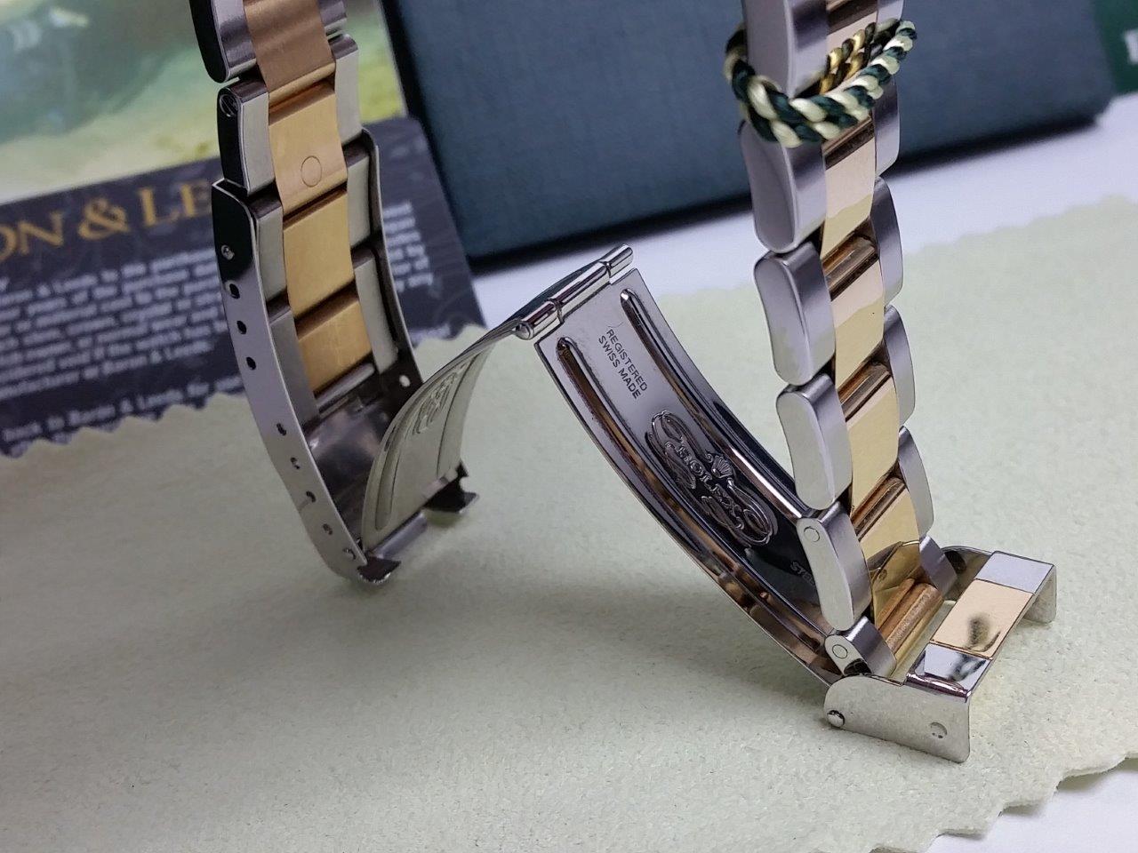 ROLEX Submariner 16613 M Rehaut/Engraved Bezel Two Tone 18k SS Blue Box/Papers