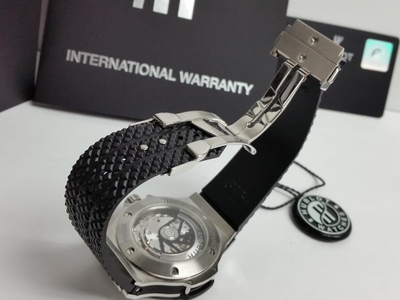 Hublot Big Bang 44 Steel-Ceramic Bezel Carbon Fiber 301.SB.131.RX Box/Papers MINT
