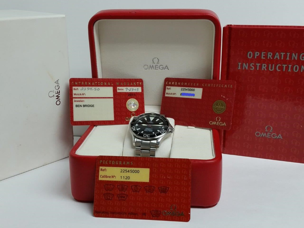 Omega Seamaster Pro Diver 300M Black Dial Sword Hands 2254.50.00 Box/Papers