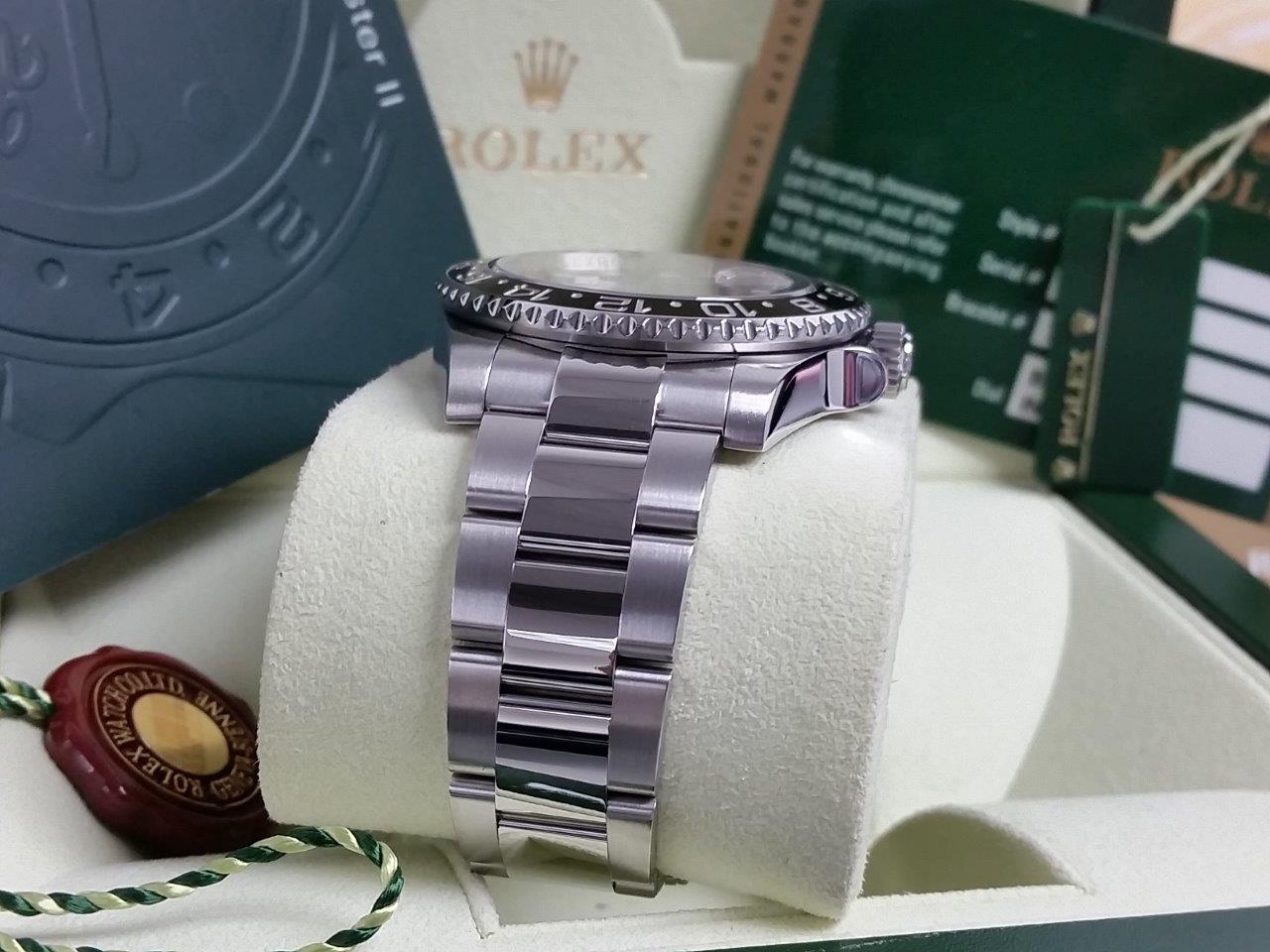 Rolex GMT-Master II 116710LN Black/Green Ceramic Box/Paper 1-Owner Full Set