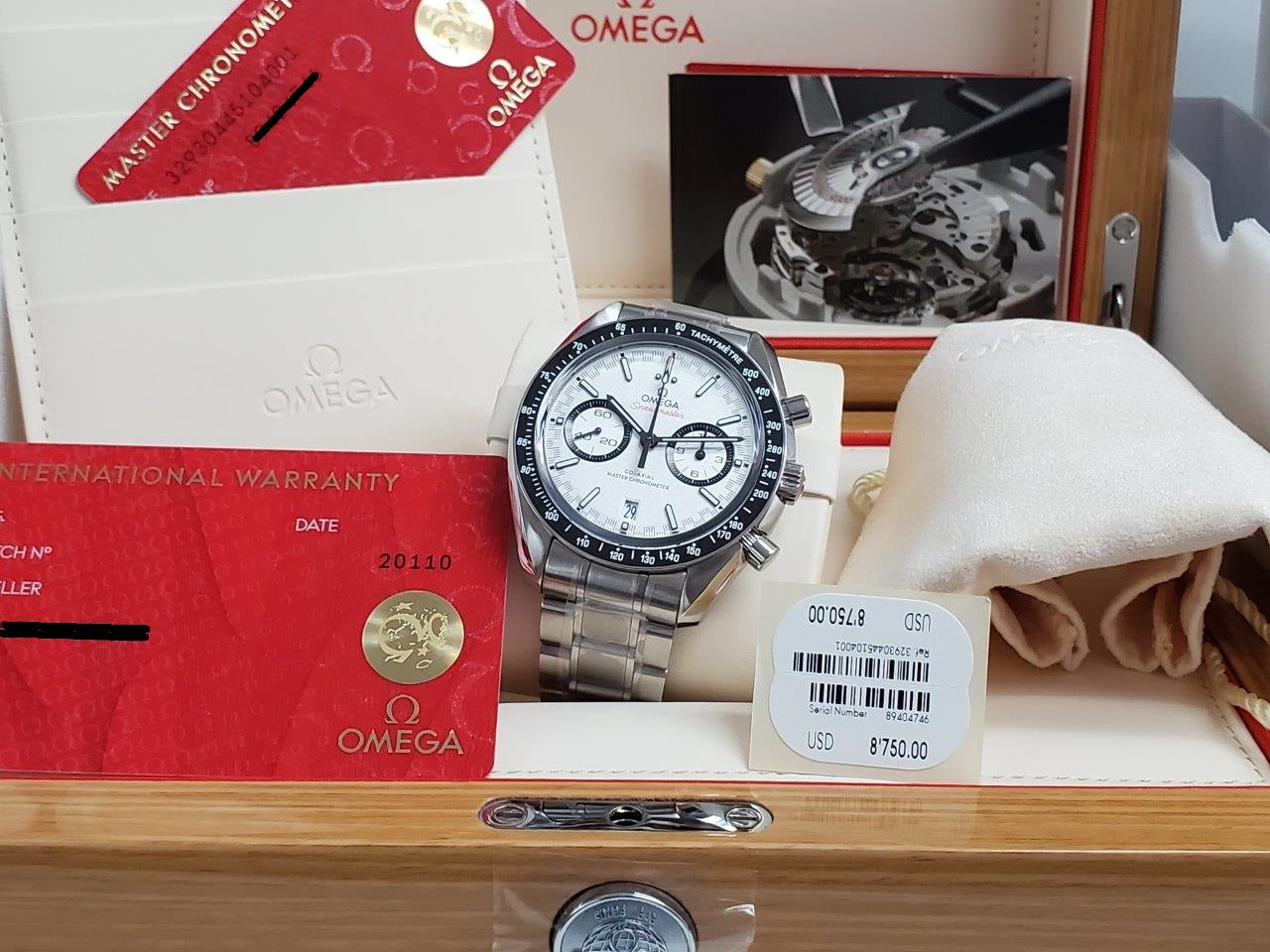Omega SpeedMaster Racing White Tin-Tin Co Axial Chronometer 32930445104001 NEW