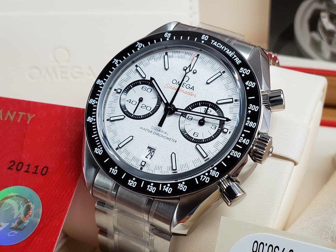 Omega SpeedMaster Racing White Tin-Tin Co Axial Chronometer 32930445104001 NEW