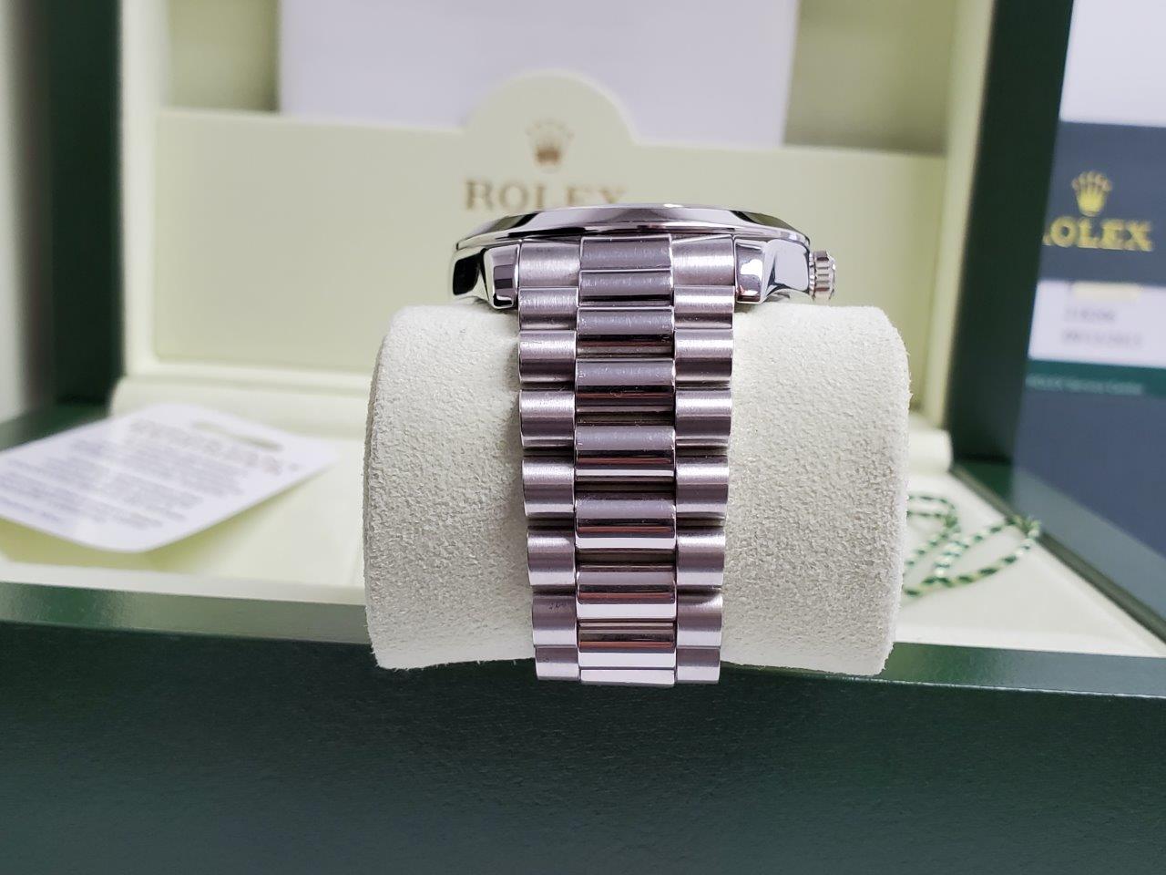 Rolex Day-Date II 41mm Platinum President Glacier Blue Diamond Roman 218206