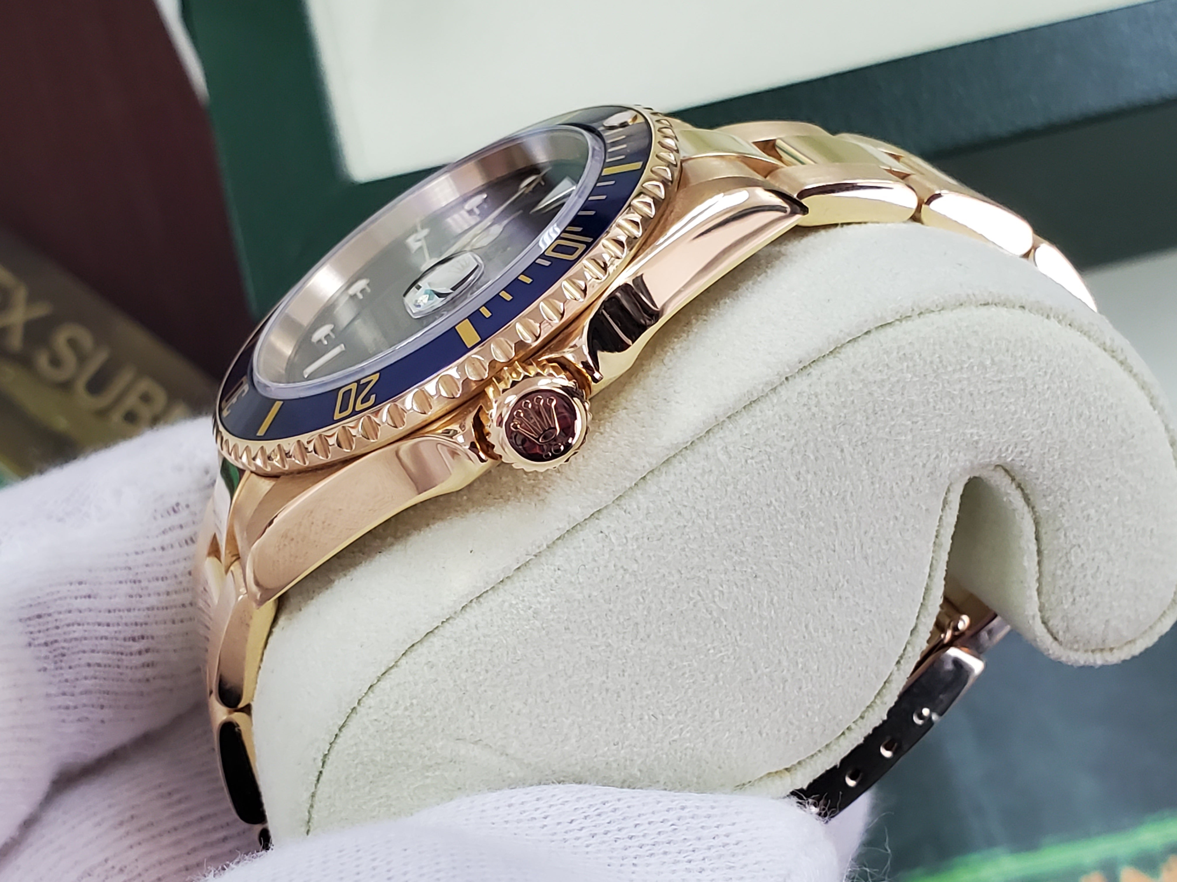 18k Gold Rolex Submariner Date Bluesy 16618 Tropical Blue/Purple