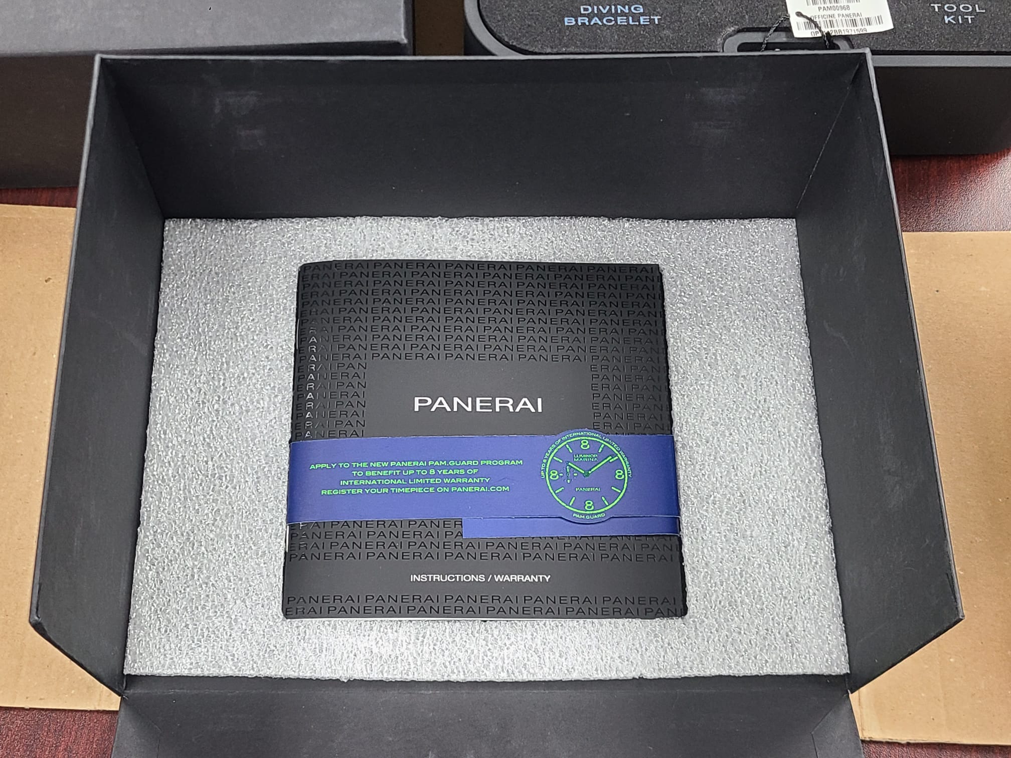 Panerai Submersible BRONZO 1950 Unworn Full Set Tags Brown Green