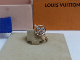 LOUIS VUITTON 18kt Pink/Rose 750 Gold Diamond Blossom Monogram Floral BB Ring Q9H38H