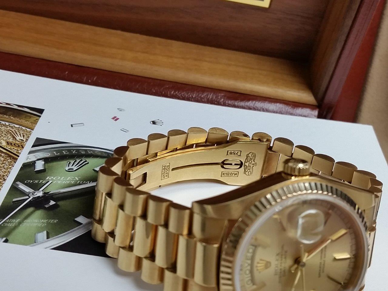 Rolex President Day-Date 18k Gold Vintage 1970s Single Quick-Set Original Mint 18038