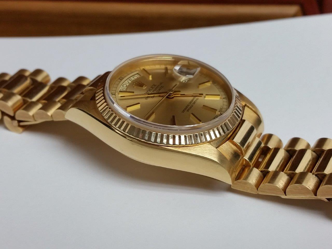 Rolex President Day-Date 18k Gold Vintage 1970s Single Quick-Set Original Mint 18038